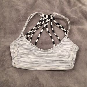 Lululemon sports bra size 2